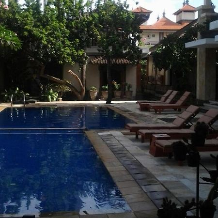 Puri Asih Hotel Seminyak  Bagian luar foto