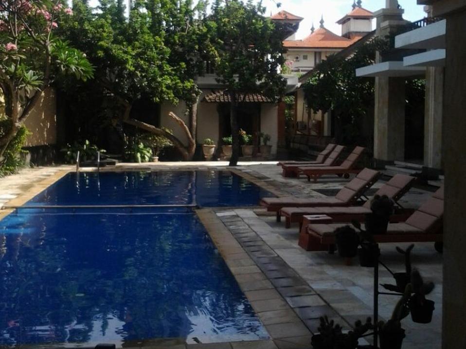 Puri Asih Hotel Seminyak  Bagian luar foto